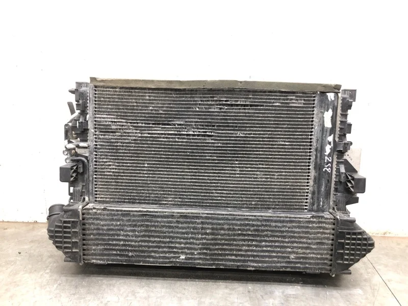 Кассета радиаторов в сборе Ford Mondeo 4 2008 1778038 УНИВЕРСАЛ AZBA