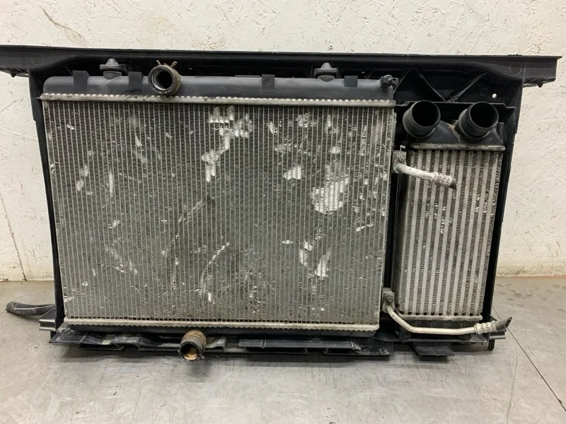 Кассета радиаторов в сборе Peugeot 5008 2012 1330W2 МИНИВЭН 9H05 9HR (DV6C)