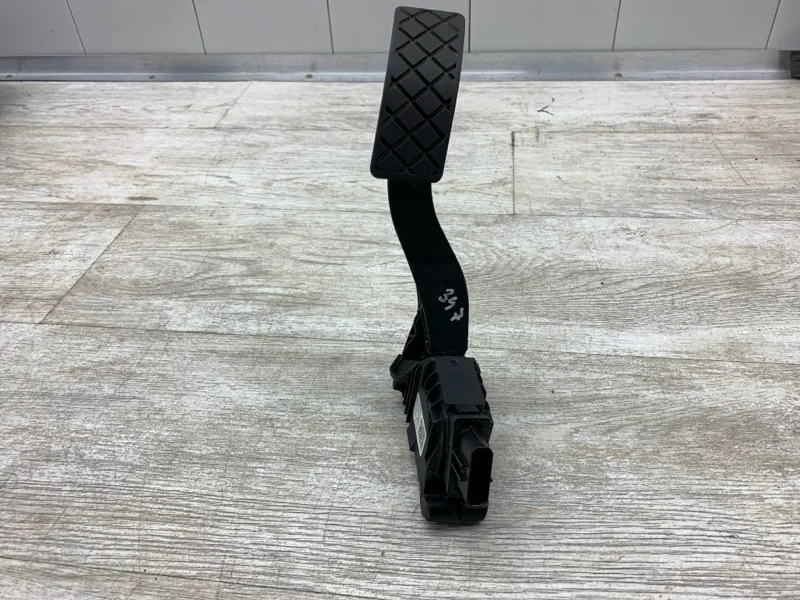 Педаль газа Skoda Octavia 2015 5Q1723503F УНИВЕРСАЛ CUNA