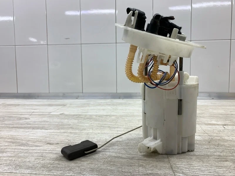 Насос топливный электрический Audi A5 2011 8K0919050H СЕДАН CAGA