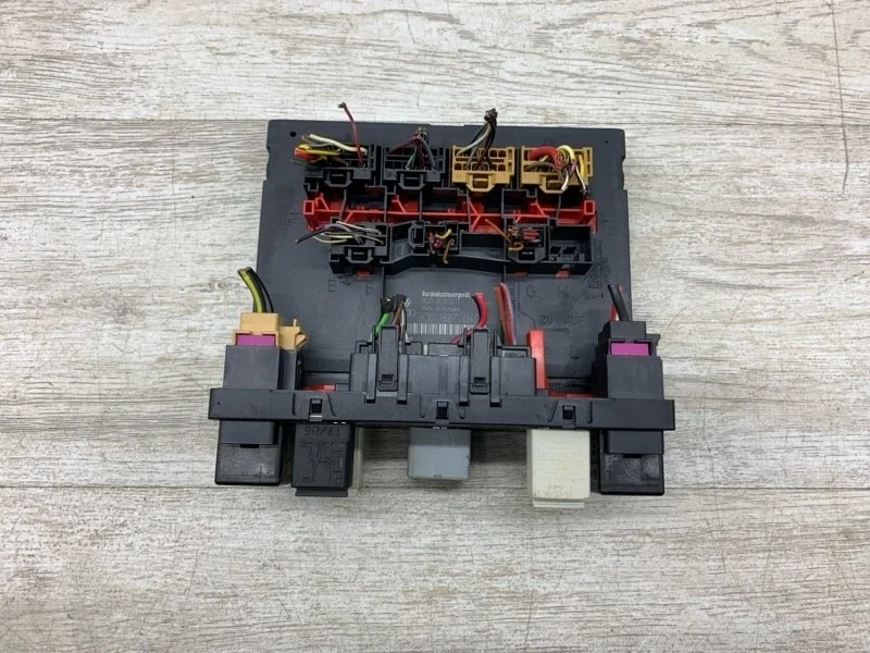 Блок комфорта Volkswagen Passat B6 2006 3C0937049J СЕДАН BMR