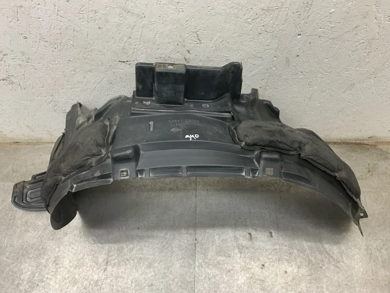 Защита крыла пластмассовая (подкрылок) Nissan X-Trail 2004 63841EQ000 ВНЕДОРОЖНИК YD22ETI, передняя левая