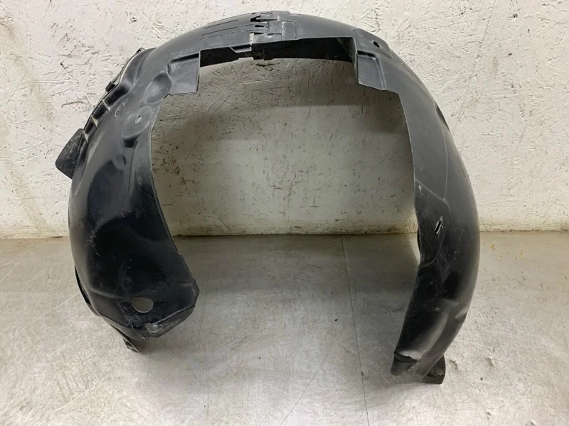 Защита крыла пластмассовая (подкрылок) Opel Astra H 2005 13125603 УНИВЕРСАЛ Z17DTH, передняя правая