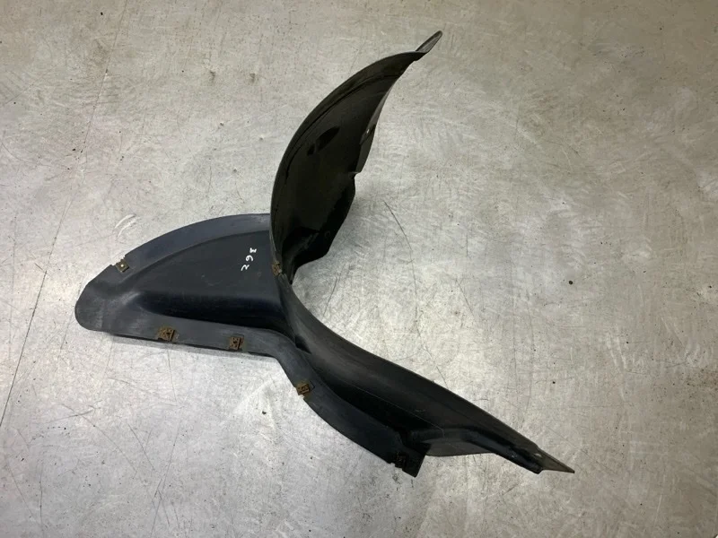 Защита крыла пластмассовая (подкрылок) Skoda Octavia 2008 1Z0809954 СЕДАН BLS, передняя правая