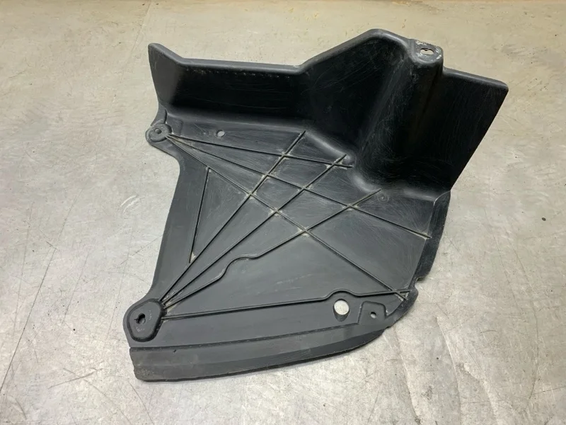 Защита днища Audi A4 2009 8K0825219A УНИВЕРСАЛ CAGA, задняя правая