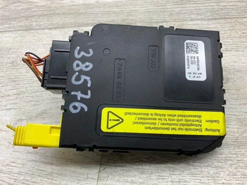 Блок подрулевых переключателей Volkswagen Caddy 2004 1K0953549 ФУРГОН BCA