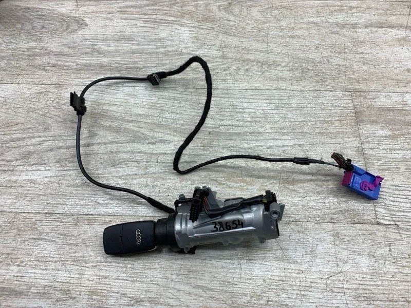 Замок зажигания Audi A3 2003 1K0905841 ХЭТЧБЕК BGU