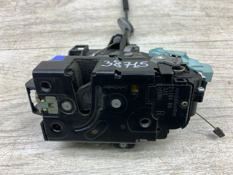 Замок двери Volkswagen Caddy 2011 3D1837016AC ФУРГОН CAYE, передний правый