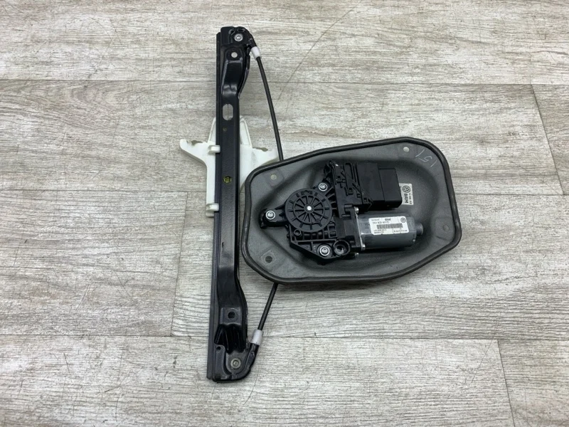 Моторчик стеклоподъемника Volkswagen Golf 2005 1K0959701L ХЭТЧБЕК BGU, задний левый