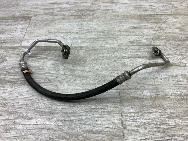 Трубка компрессора Toyota Avensis 2009 8870305360 УНИВЕРСАЛ 2ZR-FAE