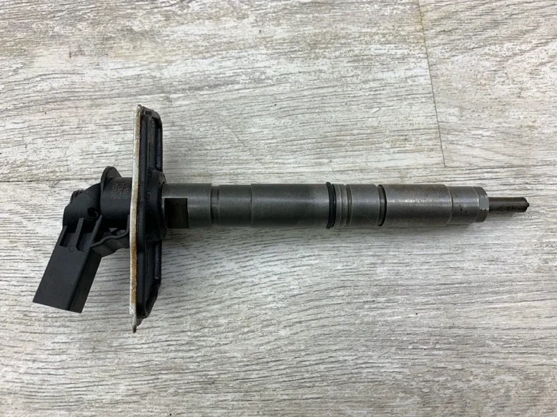 Форсунка Skoda Octavia 2009 03L130277 УНИВЕРСАЛ CEGA