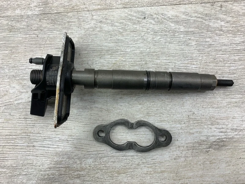 Форсунка топливная Audi A5 2011 03L130855X СЕДАН CAGA