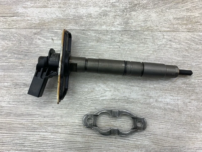 Форсунка топливная Audi A5 2011 03L130855X СЕДАН CAGA