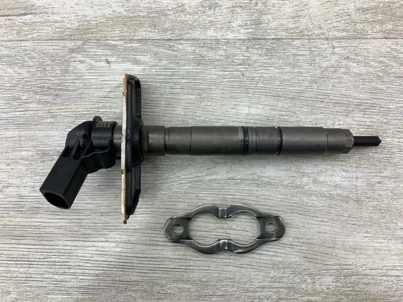 Форсунка топливная Audi A5 2011 03L130277 СЕДАН CAGA