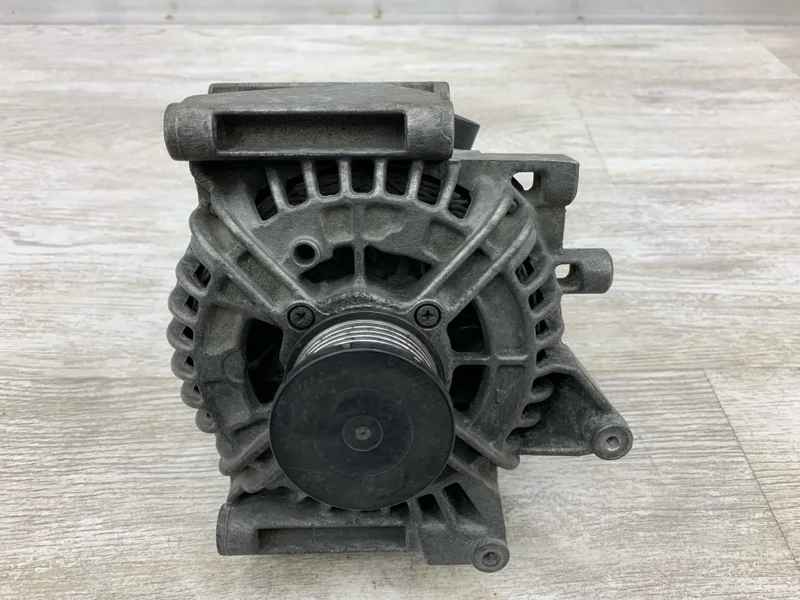 Генератор Mercedes-Benz E-Class 2004 A0131540002 УНИВЕРСАЛ 646.961 30 164178