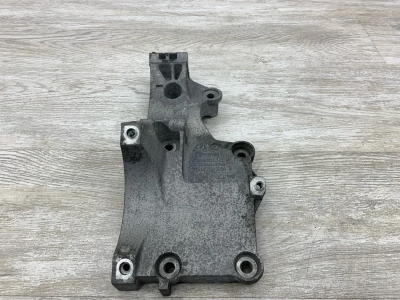Кронштейн генератора Skoda Octavia 2010 038903139AF УНИВЕРСАЛ BMM