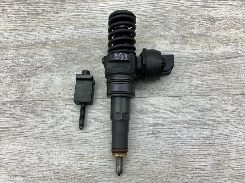 Форсунка топливная Skoda Octavia 2010 038130073BQ УНИВЕРСАЛ BMM