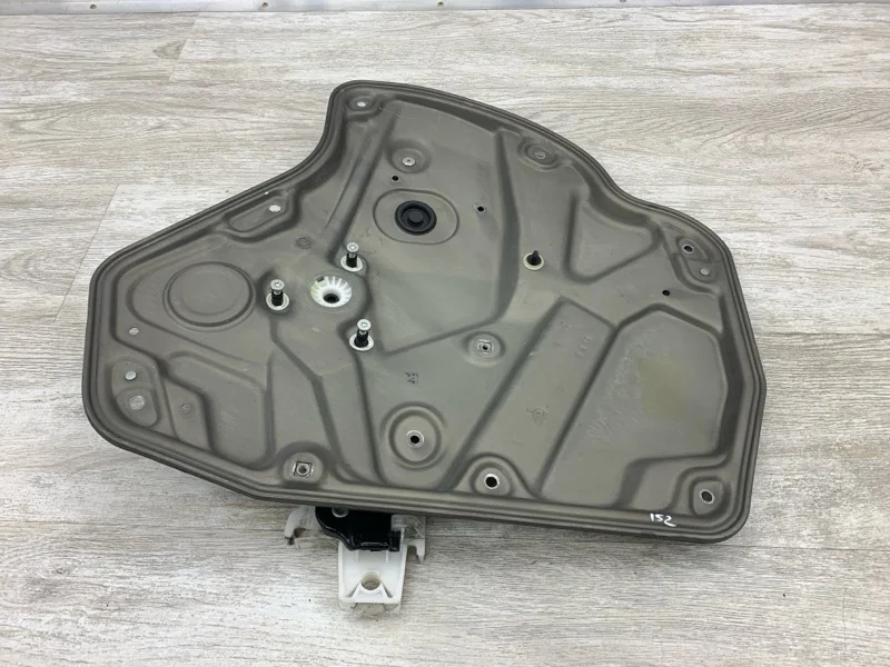 Стеклоподъемник электрический Skoda Octavia 2013 1Z0839461A УНИВЕРСАЛ CAYC, задний левый