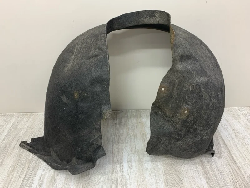 Подкрылок Volvo V70 2009 30796596 УНИВЕРСАЛ D4204T, передний левый