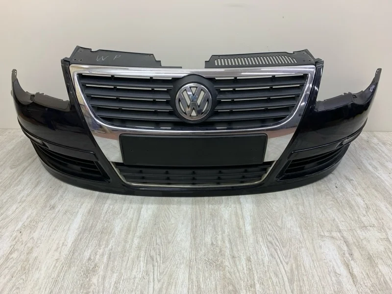 Бампер Volkswagen Passat B6 2008 3C0807217D УНИВЕРСАЛ BXE, передний