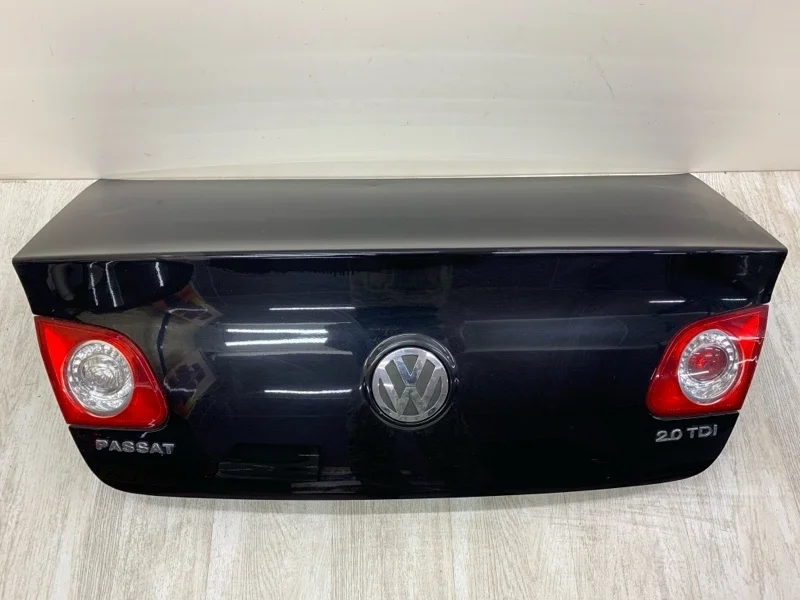 Крышка багажника Volkswagen Passat B6 2008 3C5827025H СЕДАН CBAB CBA097329