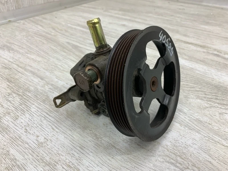 Насос гидроусилителя руля ГУР Mitsubishi Outlander 2005 MN100472 УНИВЕРСАЛ 4G69