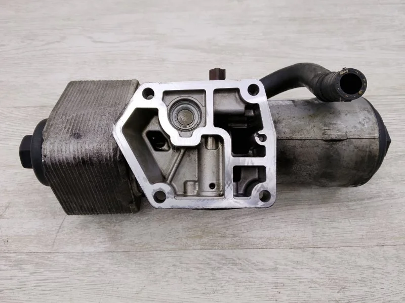 Корпус масляного фильтра Audi A5 2011 045115389H СЕДАН CAGA