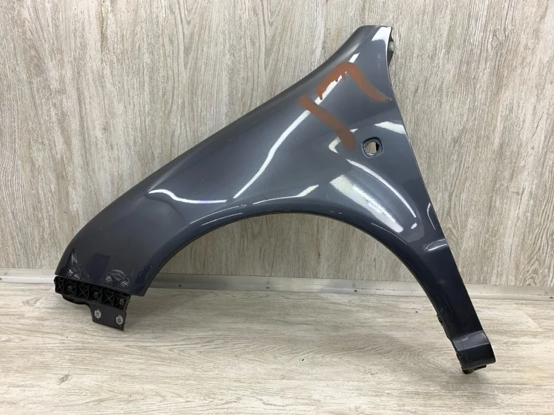 Крыло Skoda Fabia 2006 6Y0821101A УНИВЕРСАЛ BNM, переднее левое