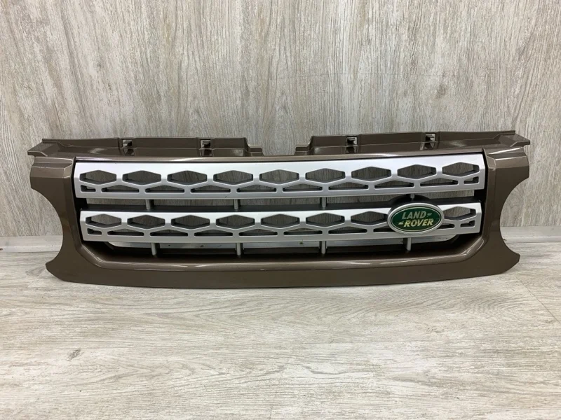 Решетка радиатора Land Rover Discovery 2009 LR015446 ВНЕДОРОЖНИК 24V DOHC V6 TC 0400329306DT