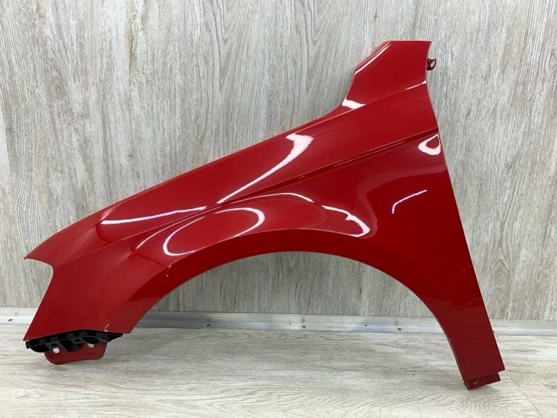 Крыло Volkswagen Passat B7 2011 3AA821021B УНИВЕРСАЛ CFFB, переднее левое