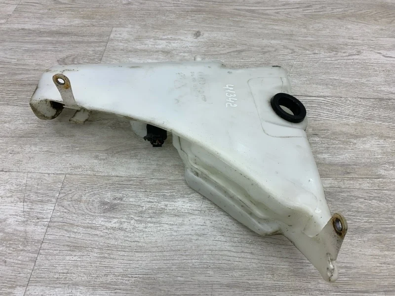 Бачок омывателя Audi A4 2009 8T0955453C УНИВЕРСАЛ CAGA