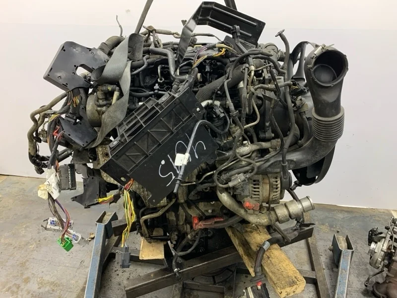 Двигатель Land Rover Discovery 2009 LR013047 ВНЕДОРОЖНИК 24V DOHC V6 TC 0400329306DT