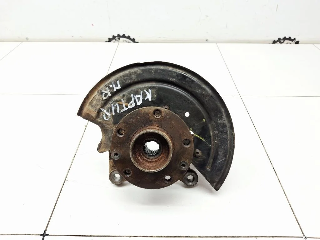 Кулак поворотный передний правый Renault Kaptur 2020