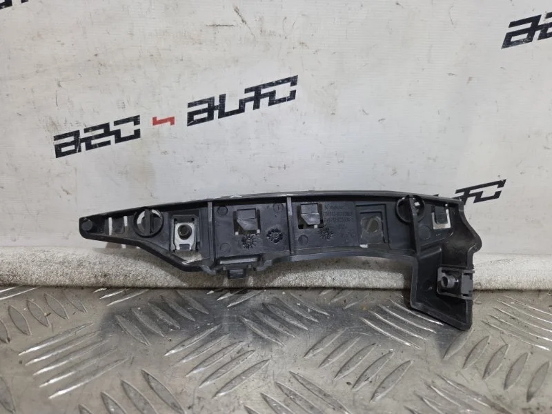 Крепление бампера Citroen C4 2017 7416W8 B7, переднее левое