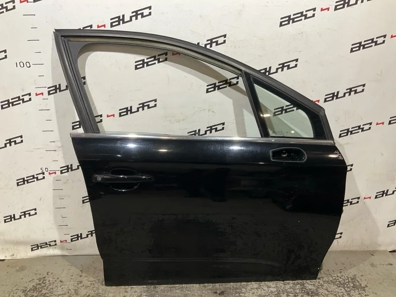 Дверь Citroen C4 2012 9004CY B7, передняя правая