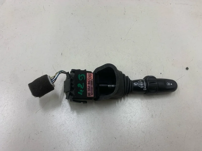 Переключатель стеклоочистителей подрулевой