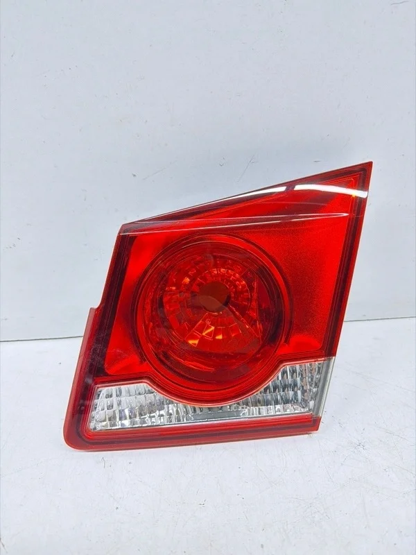Фонарь Chevrolet Cruze 2009-2016