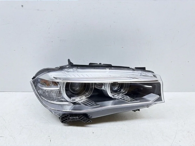 Фара BMW X6 2014-2020 F16