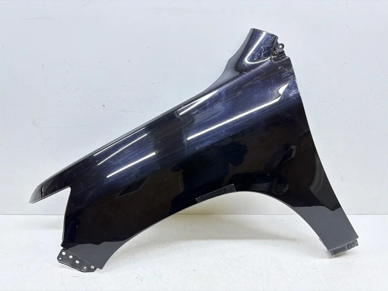 Крыло Toyota Land Cruiser 2016-2021 200