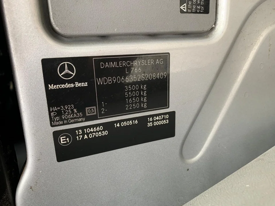Продажа Mercedes-Benz Sprinter 2.1D (150Hp) (646.986) RWD MT по запчастям