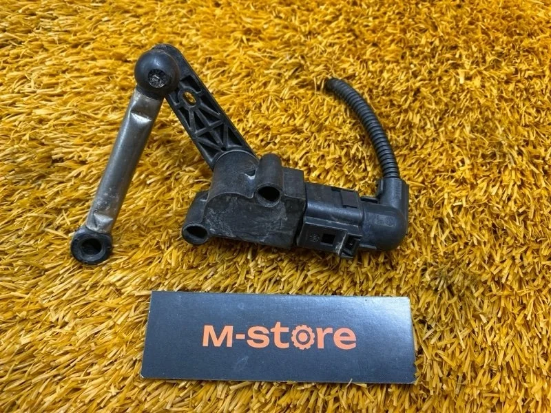 Датчик высоты дорожного просвета Volkswagen Tiguan 2011 1T0907503B 5N CCZ, задний