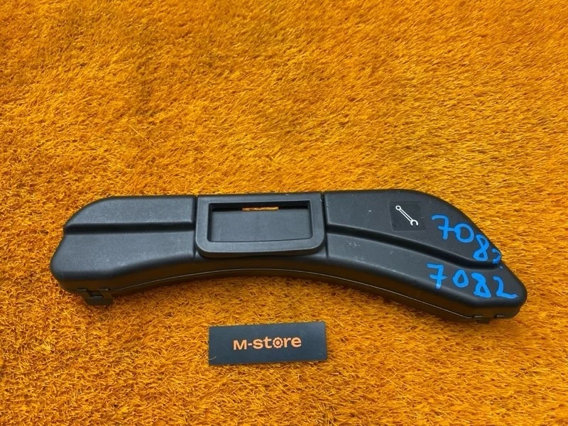 Набор инструментов Audi A4 2006 8E0012111A B7/8E BFB