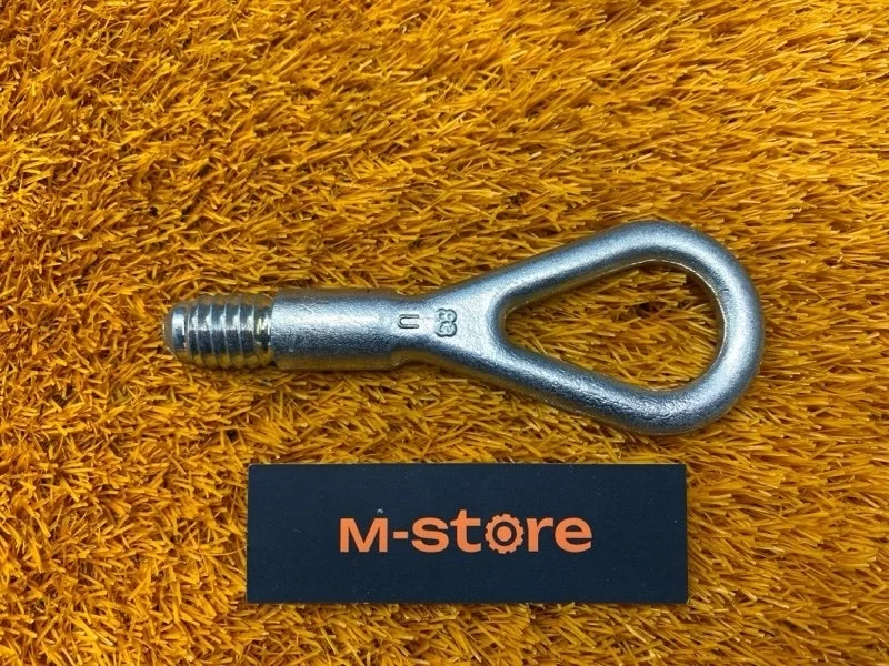 Крюк буксировочный Audi A4 2006 8E0805616C B7/8E BFB