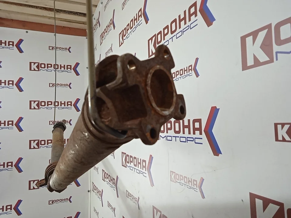 Вал карданный Б/У не товарный вид ржавчина
