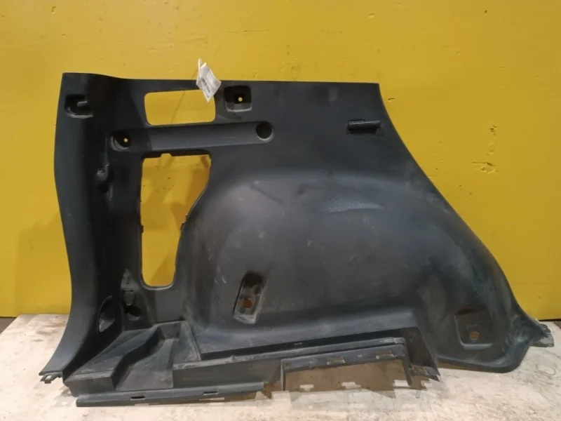 Обшивка багажника Toyota RAV4 XA30 2006-2012