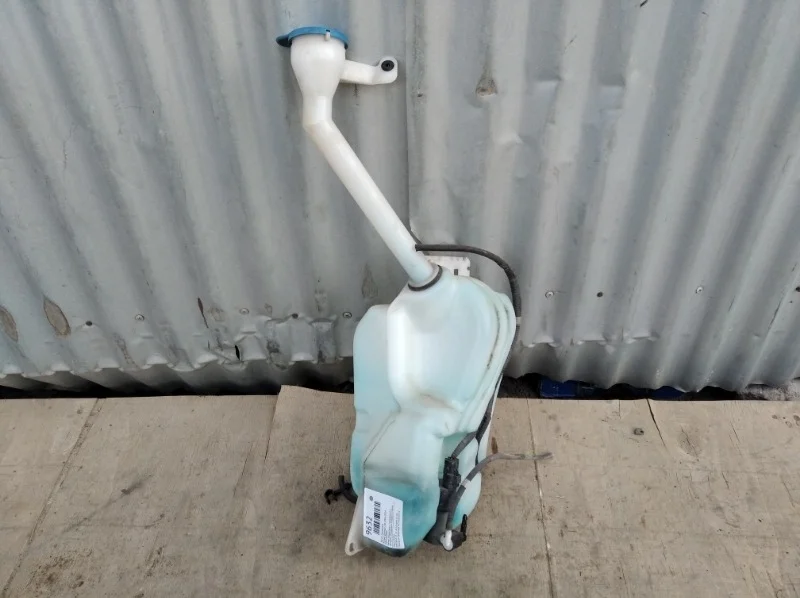 Бачок омывателя Nissan Qashqai J10 2006-2014