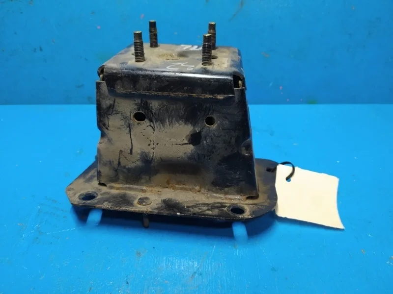 Кронштейн усилителя бампера Nissan Teana J32 2008-2014