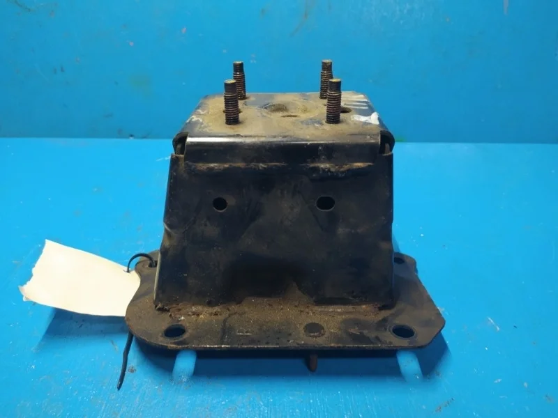 Кронштейн усилителя бампера Nissan Teana J32 2008-2014