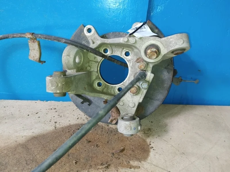 Кулак поворотный Nissan Teana J32 2008-2014