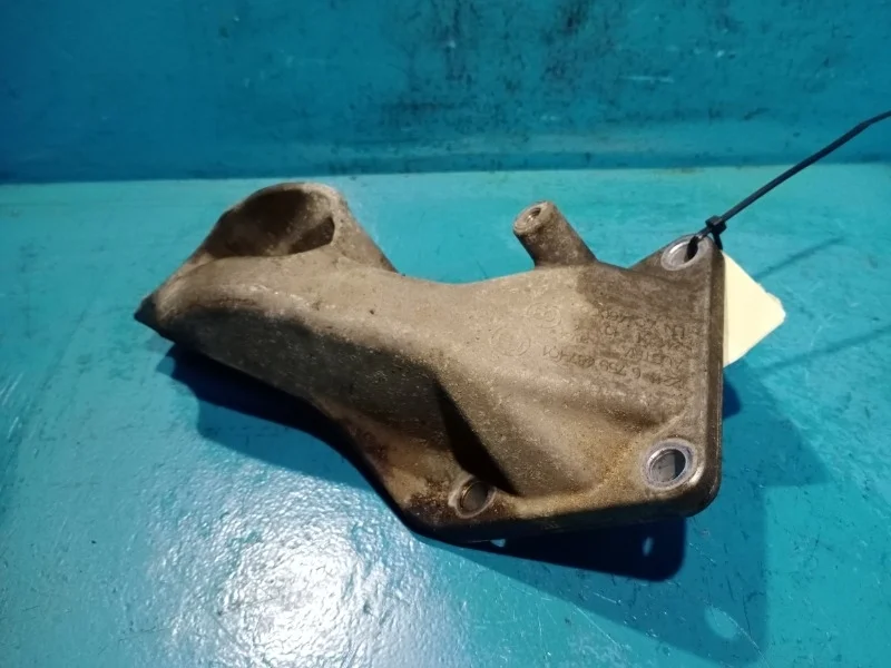 Кронштейн двигателя BMW 3-Series 2006-2012